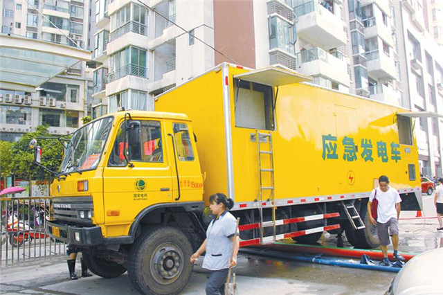 發(fā)電車租賃現(xiàn)場(chǎng)